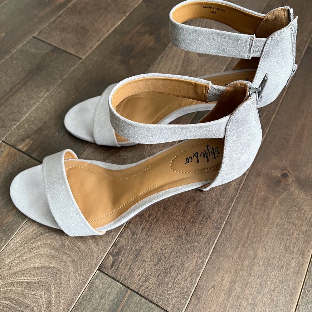 Style & Co Grey ankle strap sandals